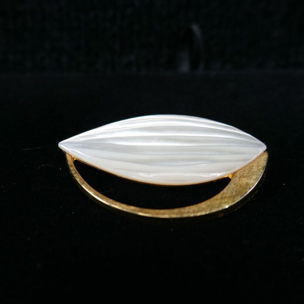 Vintage German GES GESCH Brooch Mother of Pearl Modernist Gold Tone Leaf Pin MCM
